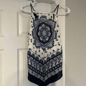 Junior small. Super cute top